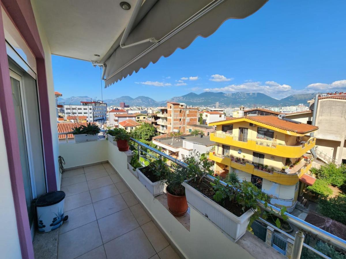 Tirana Class House Kültér fotó